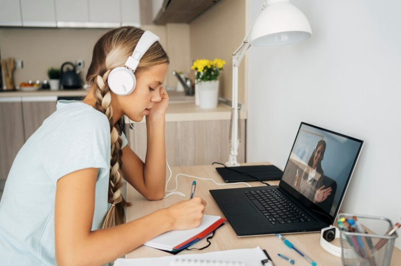 Como A Tecnologia Est Aprimorando O Ensino A Dist Ncia Intersaberes